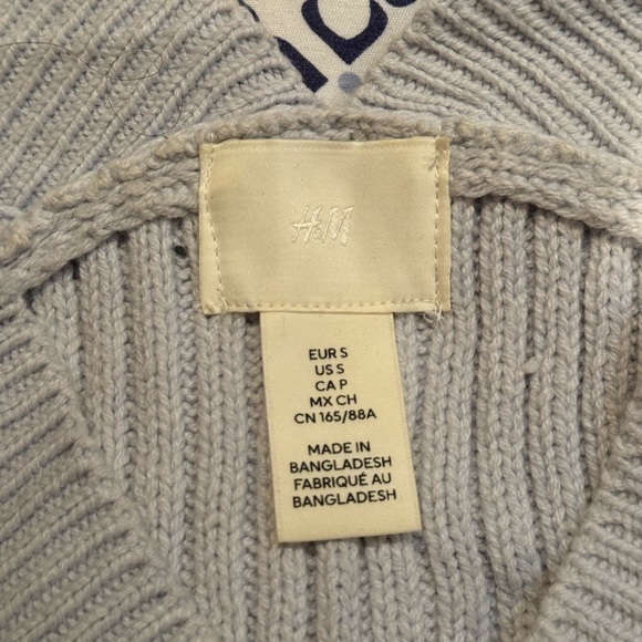 H&M Blue Shirt Vest - Picture 2 of 2